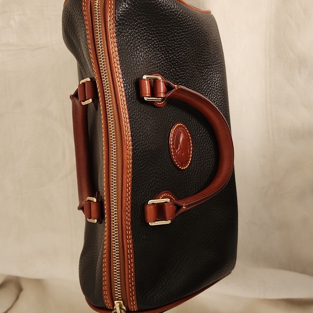 Dooney and Bourke All Weather Leather Dark Brown Barrel Satchel - Picture 6 of 9